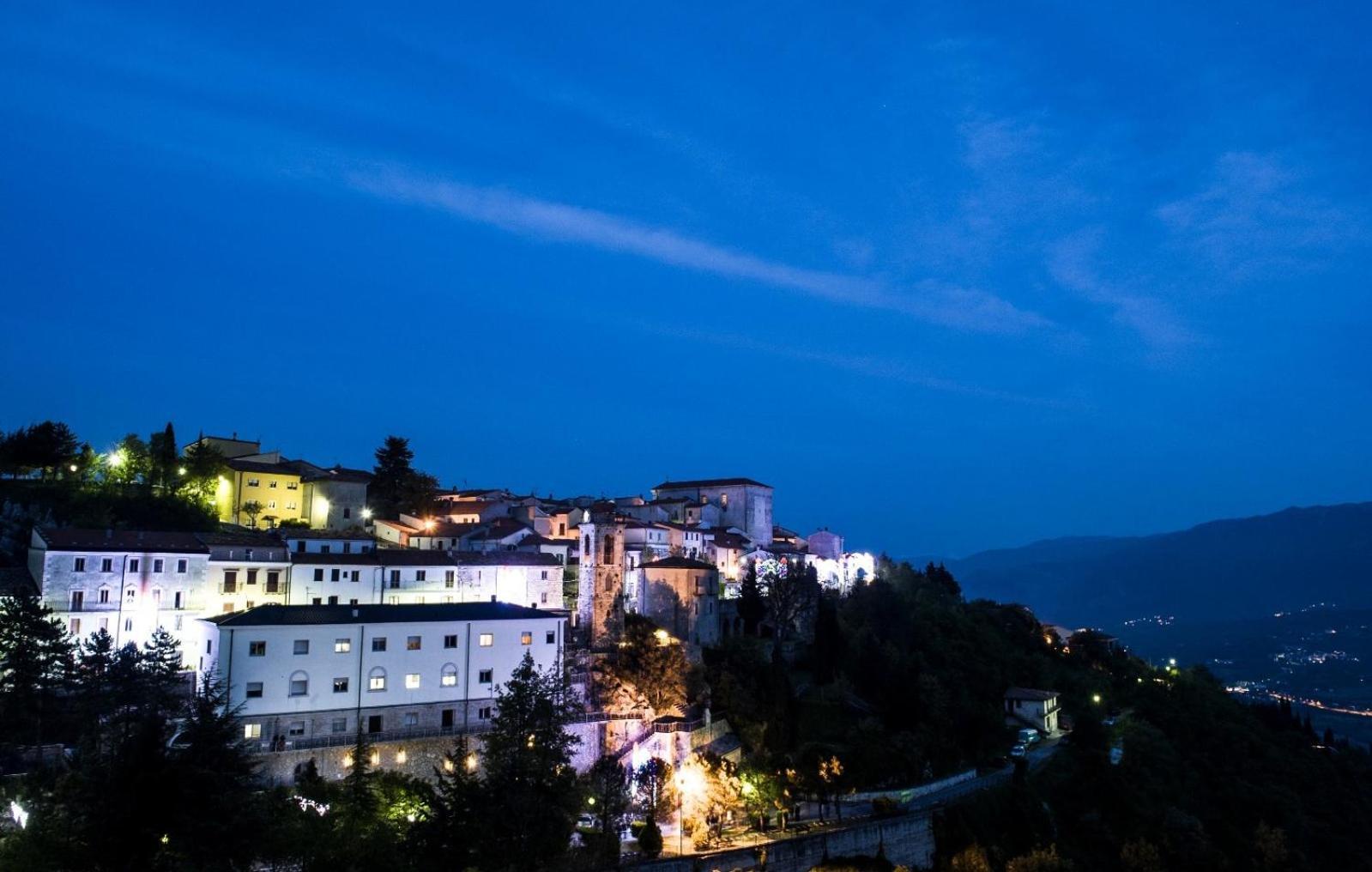 Meridiana Santa Maria del Molise エクステリア 写真